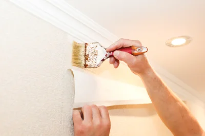 Pose de papier peint à Prunet — revêtements muraux et toiles de verre